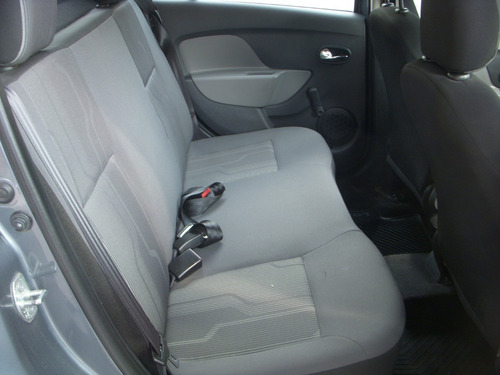 Renault Logan Expression 2017 4p