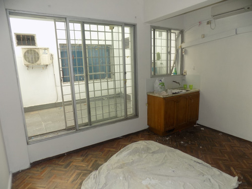 Excelente Local Con Garaje 213 M2 Ideal Oficina O Comercio