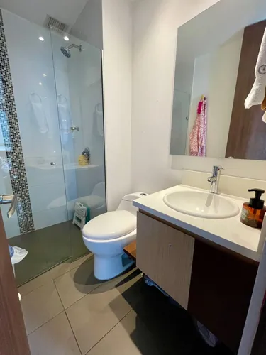Apartamento En Arriendo En Castropol. Cod A22118