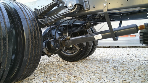 Imagen 12 de 23 de Iveco New Tector 280