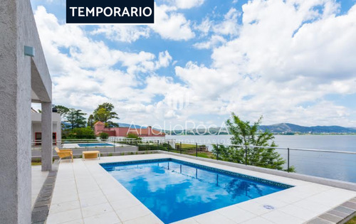 Casas En Complejo Con Costa Al Lago