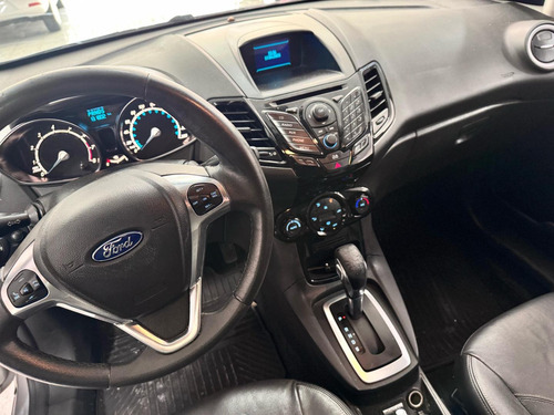 Fiesta Hatch 1.6 2015 Automático