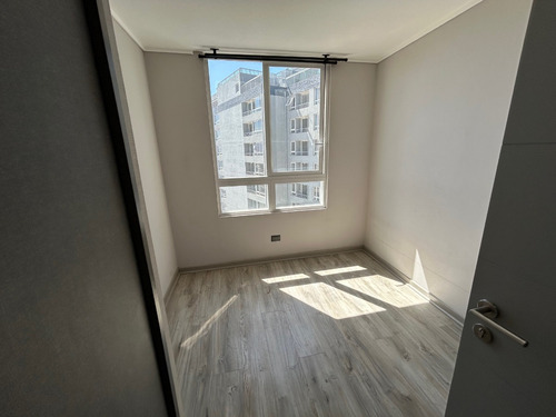 En Promoción 50%; 2 Dorm+ Baño; Piso23, Vivaceta 1702; Codjc
