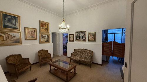 Casa Planta Baja De 2 Ó 3 Dormitorios Y Patio