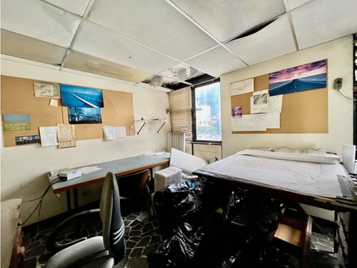 Se Vende Oficina 240m2 4b La Carlota
