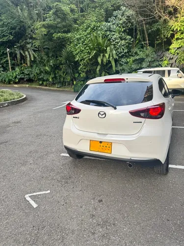 Mazda 2 1.5 Gran touring carbon edition