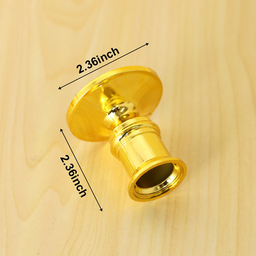 Candelabro Cónico Con Base De Vela Con Forma De Pilar Dorado