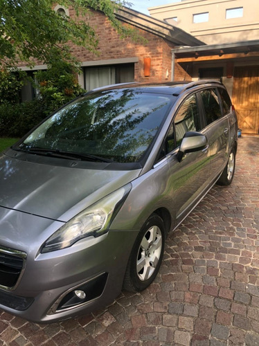 Peugeot 5008 Feline