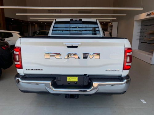 RAM 3500 6.7 I6 TURBO DIESEL LARAMIE CD 4X4 AUTOMÁTICO