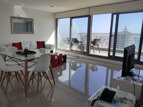 Pent House 1 Dormitorio, Parrillero En Torre Con Servicios- Ref: 5391