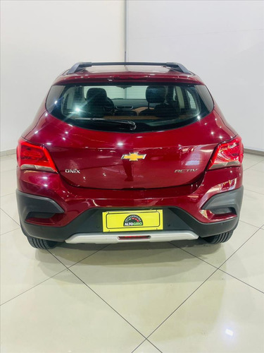 Chevrolet Onix Onix Hatch Activ (aut)