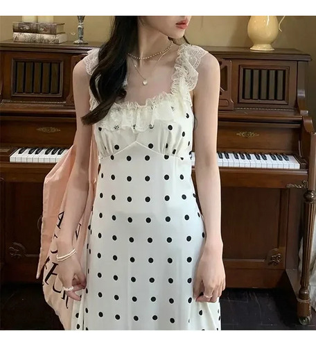 Vestido De Lunares Sin Espalda De Encaje Con Empalme A Media