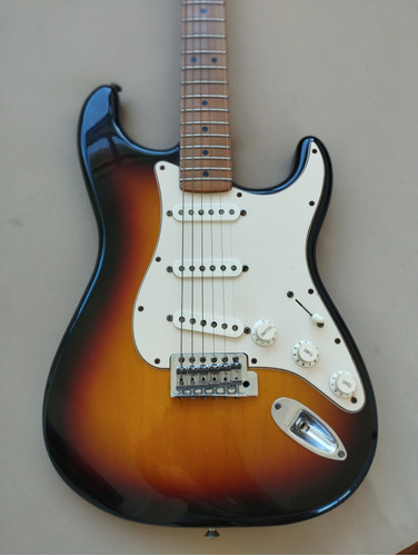 Fender Deluxe Roadhouse Stratocaster