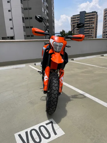 Ktm 690 Smc R 2024 - Nueva