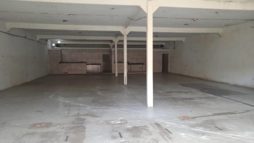 Imagen 5 de 7 de Venta De Local En Unare 600mt2 A Pie De Calle