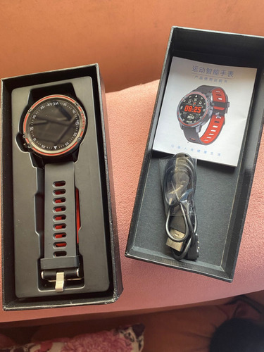 Reloj Smartwatch Tfit, Color Negro Y Acabados En Naranja