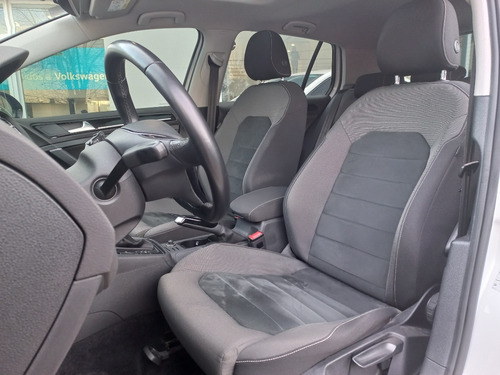 Imagen 13 de 16 de Volskwagen Golf Highline 1.4 Tsi At #dm