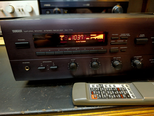 Sintoamplificador Yamaha Rx-770 Tope De Linea 170w Hbaudio Negro