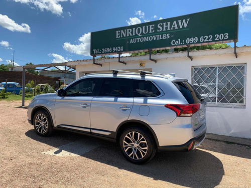 Mitsubishi Outlander 3.0 4wd 7 Pasajeros