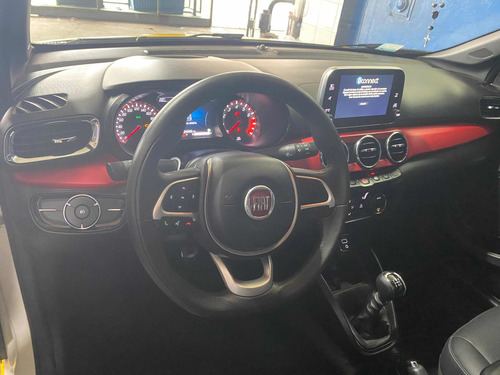 Fiat Argo 2018 1.8 Hgt