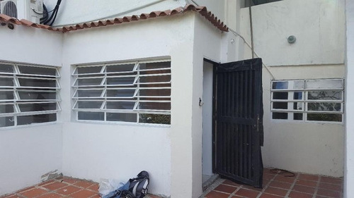 Imagen 28 de 28 de Venta De Casa En Colinas De Los Chaguaramos