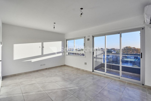 Imagen 3 de 30 de Venta Departamento 3 Amb En Moron Sur (3°a)