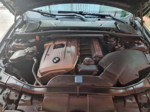 BMW Serie 3 2.5 323i Active Stept