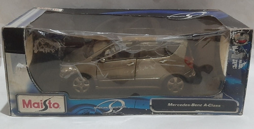 Auto A Escala 1/18 Mercedes Benz A Class Maisto (Usado)