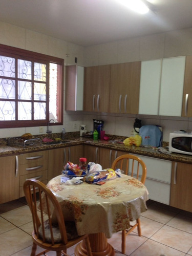Imagem 9 de 19 de Casa De 2 Pisos 4 Dormitórios - 4332