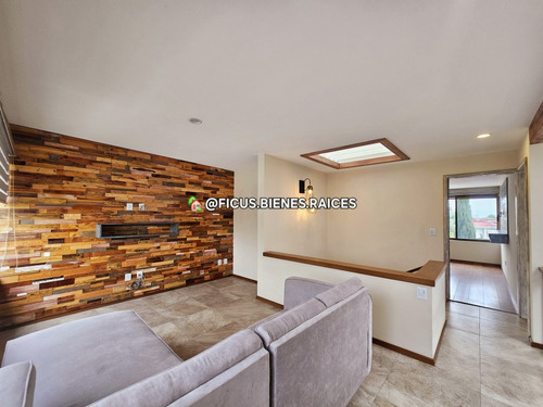 Casa En Venta En Calimaya, Residencial Valle De Las Fuentes