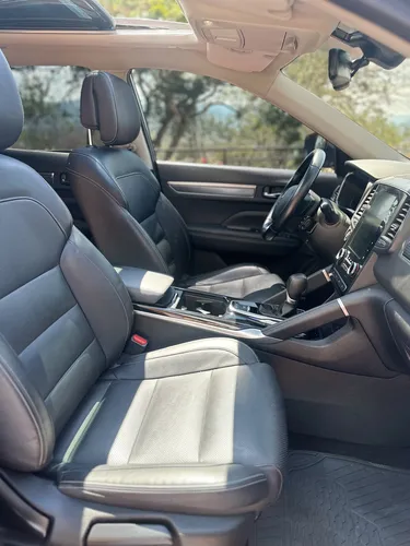 Renault Koleos 2.5 Intens 4X4 Bose