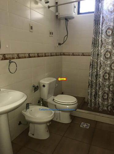 Venta - Casa Con Renta- 3 Dormitorios- Inmobiliaria Calipso