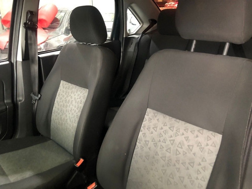 Imagem 12 de 15 de Ford Fiesta Sedan 1.6 8v **** Impecável ****