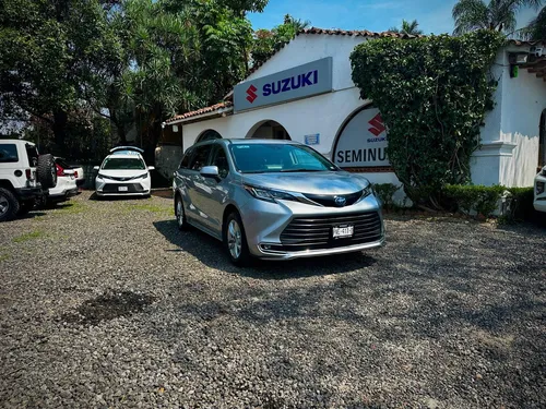 Toyota Sienna 3.5 Xle Piel At