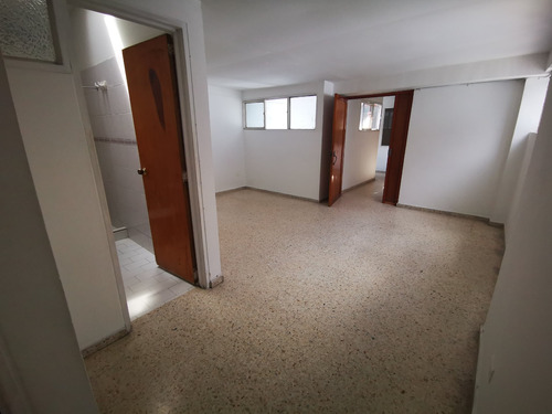 Venta Casa De 2 Niveles Barrio Primero De Mayo Sur De Cali