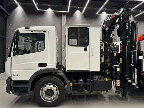 Mb Atego 1719 4x2 Guindaste Munck Argos 20t Cabine 6 Pessoas
