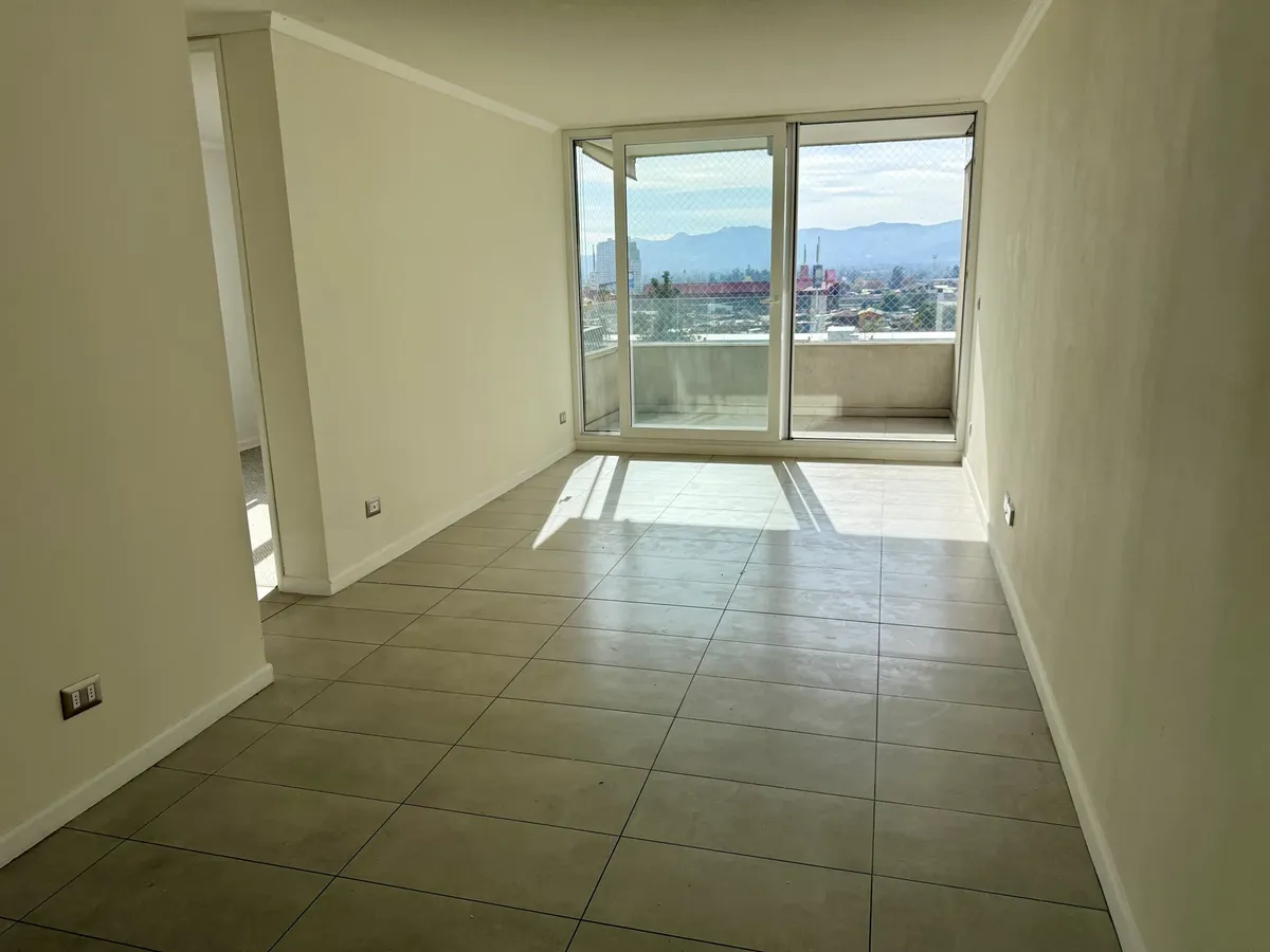Imagen 3 de 10 de Metro Chacabuco / Moderno Departamento / Norte 2d+2b+est+b