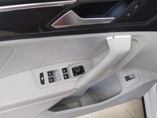 Imagen 10 de 14 de Vw Tiguan Highline 2019 Blanco Garantia
