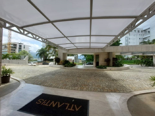 Lujoso Apartamento En Venta O Alquiler En Terrazas Del Country, Residencias Atlantis Guataparo Valencia. St