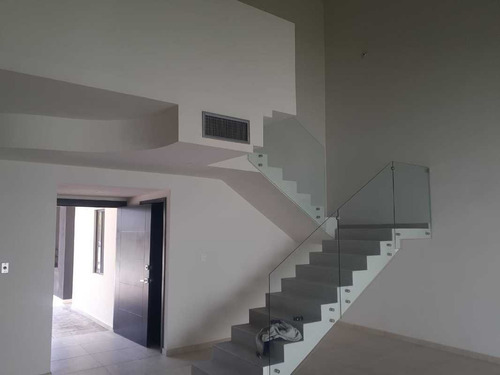 Imagen 2 de 15 de Casa En Venta En Los Viñedos Torreón, Coahuila