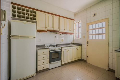 Venta Casa Olivos Vicente Lopez 4 Ambientes Con Dependencia Garage Patio Jardin Parrilla