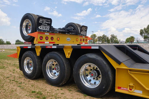 Imagen 5 de 14 de Lowboy Cama Baja 80 Toneladas Desmontable Jeep Dolly