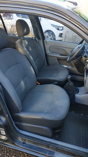 Renault Clio 1.2 Authentique Pack Ii 75cv 2012