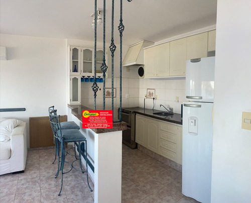 Apartamento En Rambla De Atlántida - 2 Dormitorios -