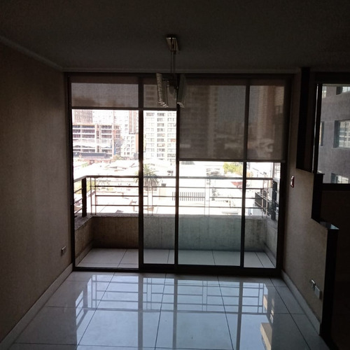 Edificio Av. Portugal (1 Bod.) Vista Poniente Piso 8