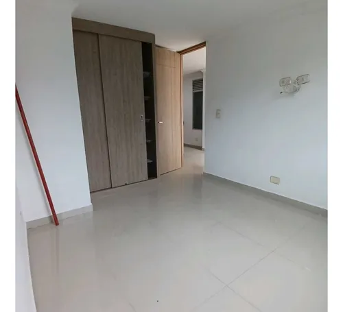 Vendo Apartamento En Edificio Con Ascensor, Barrio Obrero, Bello.