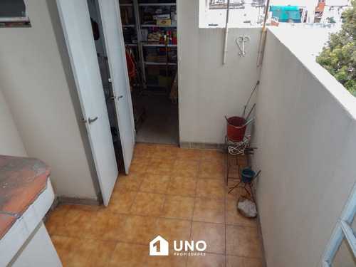 Dorrego Y Urquiza - Piso Exclusivo De 2/3 Dormitorios.