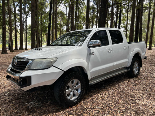 Toyota Hilux 3.0TD Srv 4x4 Manual