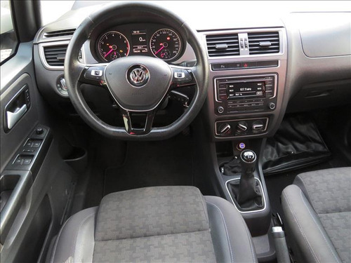 Volkswagen Fox Comfortline Msi 1.6 Flex 2016 Completo