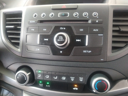 Imagen 7 de 10 de Honda Crv Lx Color Plata 2014